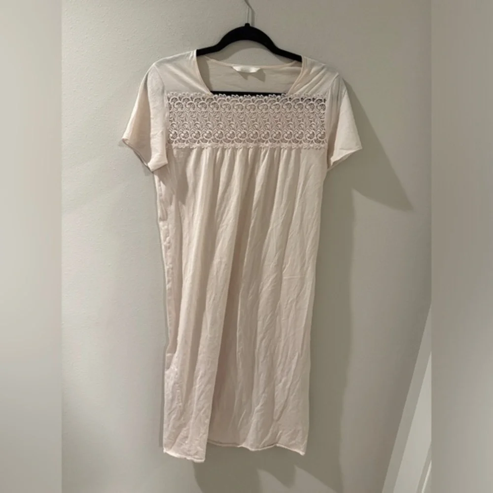 Hanro Women's Cream Short Sleeve Lace Nightgown - Size XS Extra Small‎